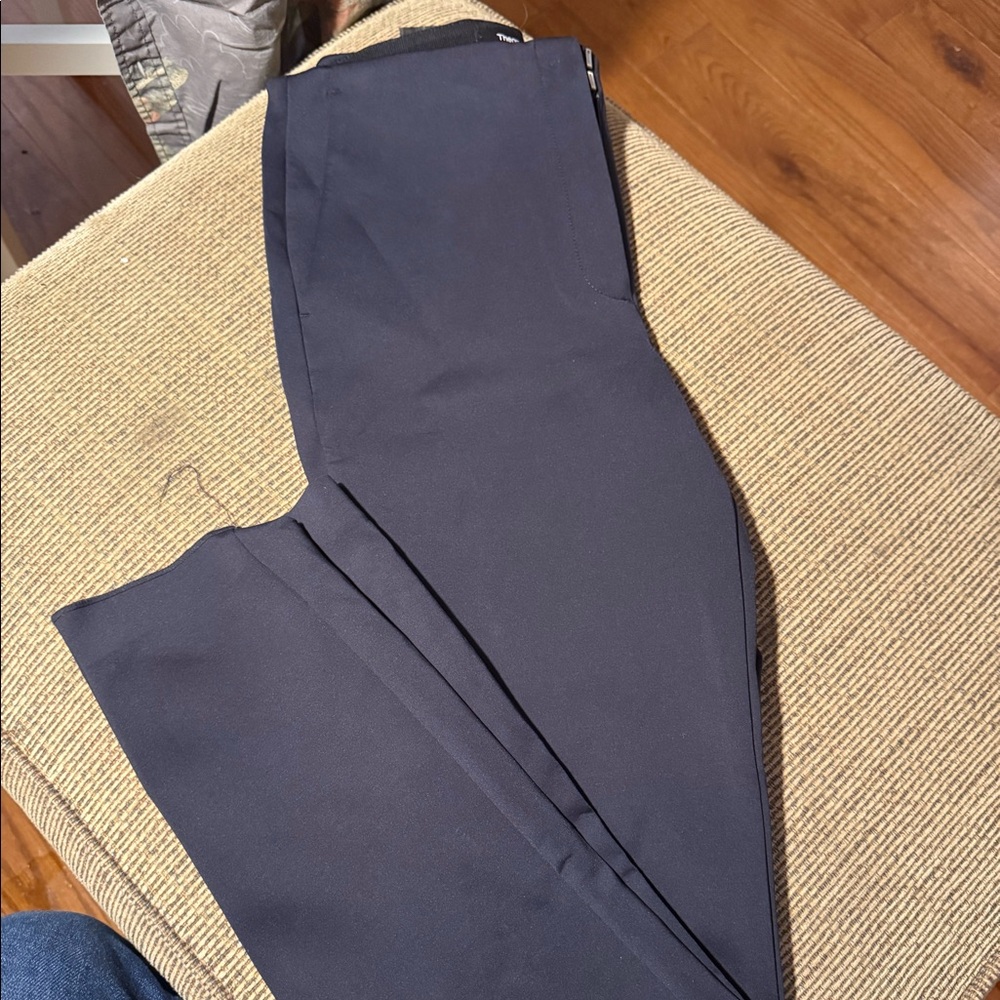 Theory scuba flare pants